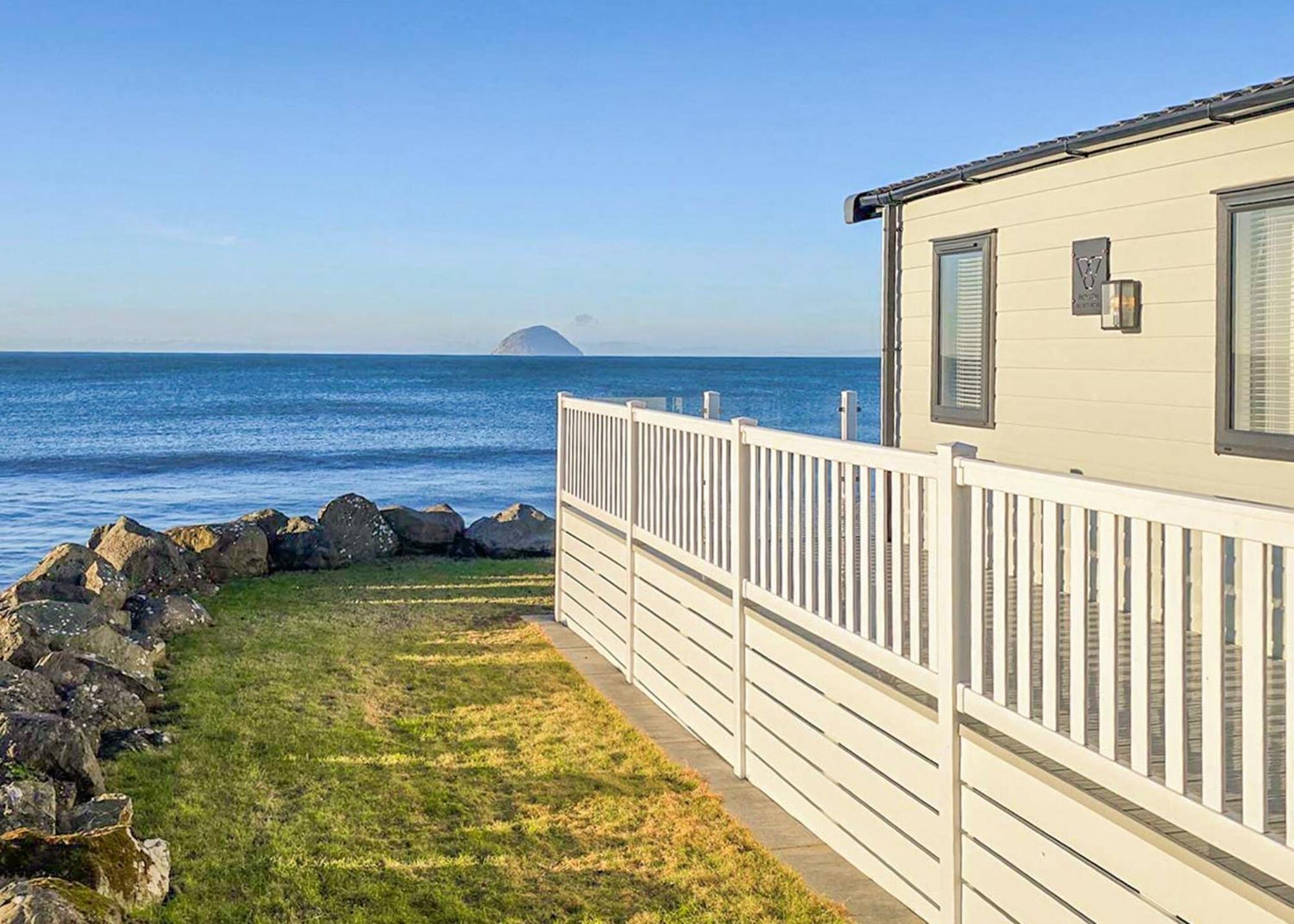 Bennane Shore Holiday Park Lendalfoot Eksteriør billede